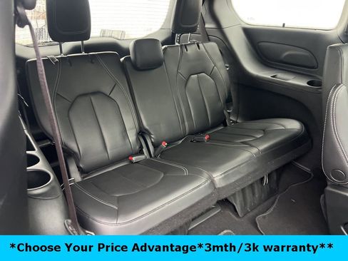 Certified 2022 Chrysler Pacifica Touring-L w/ S Appearance Package image 22