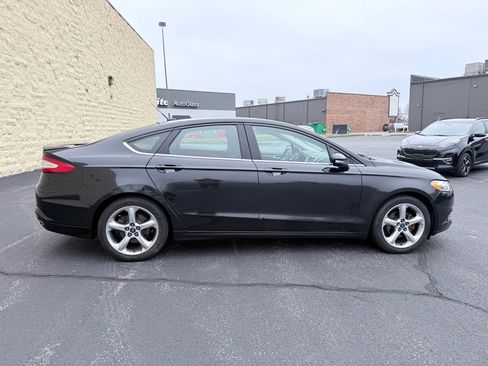 Used 2015 Ford Fusion SE w/ Equipment Group 201A image 6