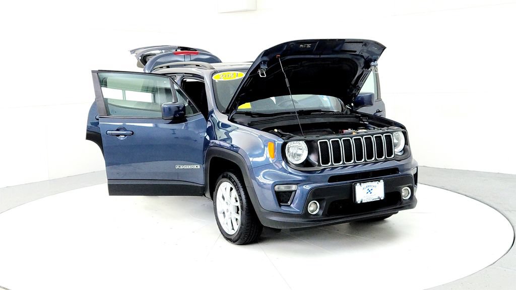 Used 2021 Jeep Renegade Latitude w/ Convenience Group AWD/4WD image 9