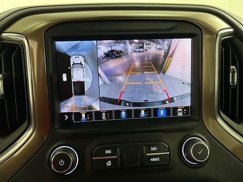 Used 2020 Chevrolet Silverado 3500 High Country w/ Technology Package image 26