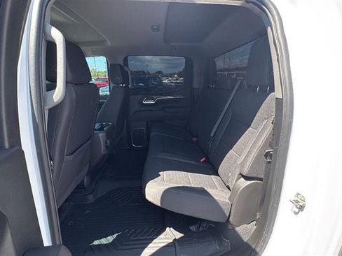 Used 2025 Chevrolet Silverado 1500 LT image 16