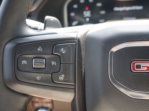Used 2023 GMC Sierra 1500 AT4 w/ AT4 Premium Package AWD/4WD image 17