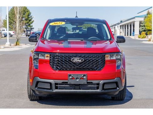 Used 2025 Ford Maverick XLT w/ XLT Luxury Package image 8