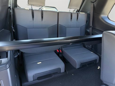 New 2026 Lexus GX 550 image 9