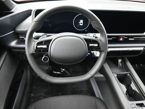 New 2025 Hyundai Ioniq 6 SE image 13