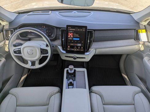 New 2026 Volvo XC90 B6 Ultra w/ Protection Package AWD/4WD image 21