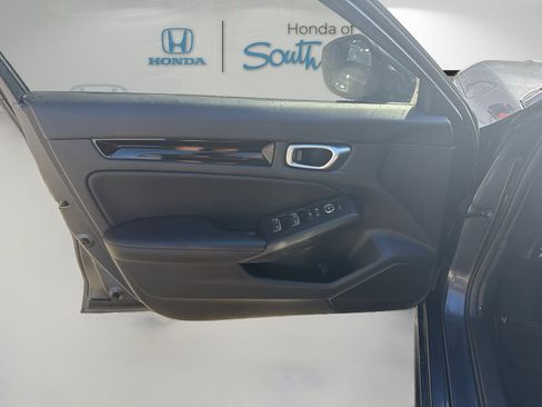 Used 2024 Honda Civic EX-L image 19