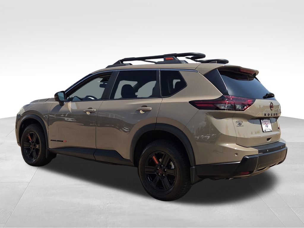 Used 2025 Nissan Rogue SV w/ Rock Creek Premium Package AWD/4WD image 8
