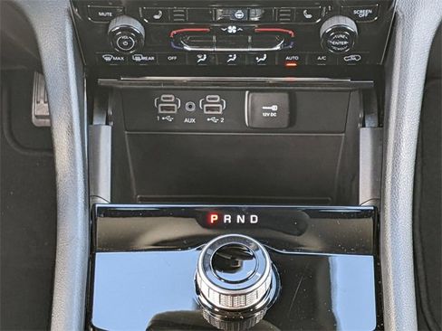 Certified 2023 Jeep Grand Cherokee Limited image 17