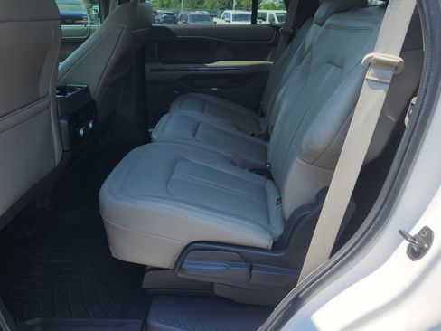 Certified 2019 Ford Expedition Limited w/ Equipment Group 302A AWD/4WD image 17