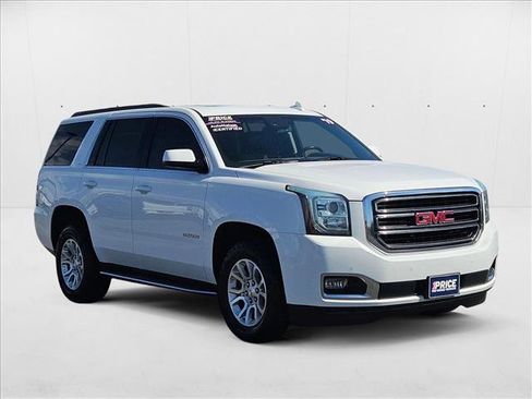 Used 2019 GMC Yukon SLT image 3