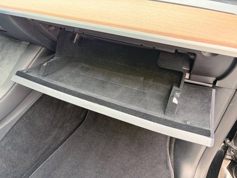 Used 2023 Tesla Model Y Performance image 20