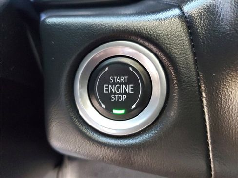 Used 2023 Chevrolet Tahoe Z71 w/ Luxury Package image 23