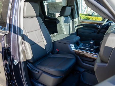 New 2026 GMC Sierra 1500 Elevation w/ Elevation Premium Package image 9