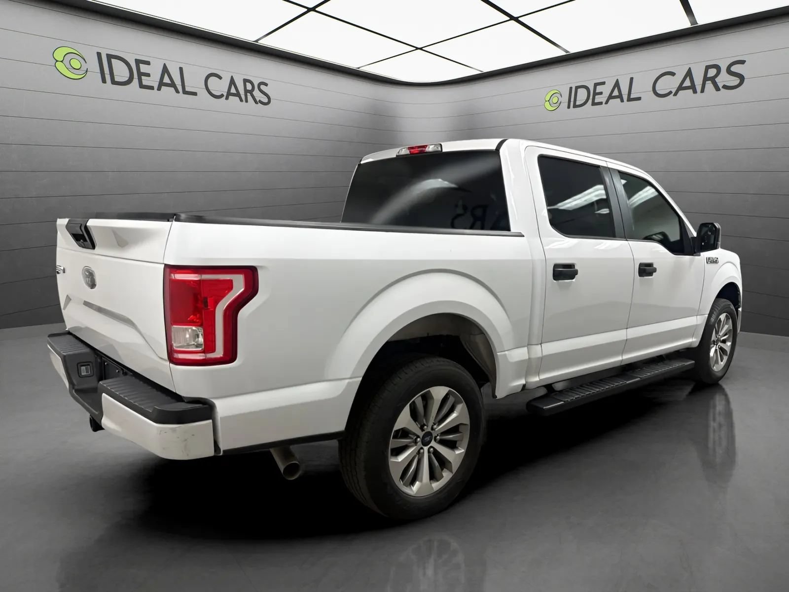 Used 2017 Ford F150 XL w/ Equipment Group 101A Mid AWD/4WD image 5