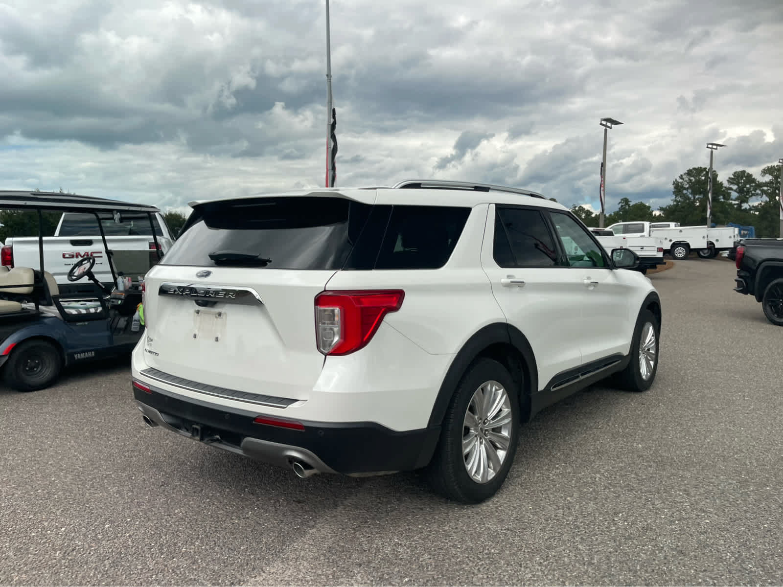 Used 2021 Ford Explorer Limited w/ Equipment Group 301A RWD image 5