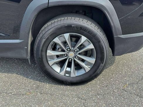 Used 2026 Chevrolet Equinox LT w/ Convenience Package II AWD/4WD image 11
