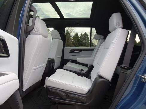 New 2026 Chevrolet Tahoe Premier image 8