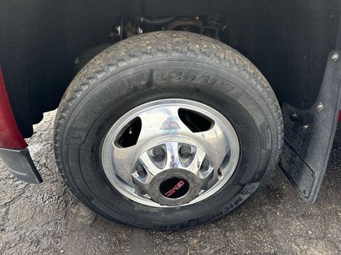 Used 2019 GMC Sierra 3500 Denali w/ Duramax Plus Package image 11