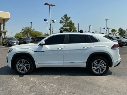 Certified 2024 Volkswagen Atlas Cross Sport SEL R-Line AWD/4WD image 6