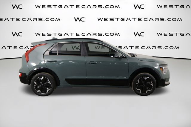 Certified 2023 Kia Niro Wind FWD image 49
