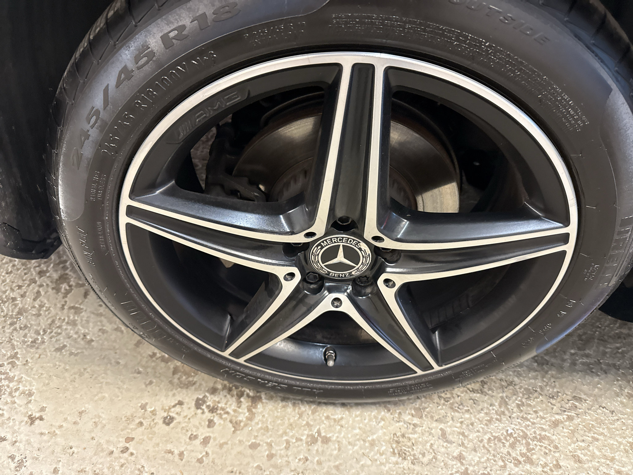 Used 2018 Mercedes-Benz E 300 4MATIC image 30