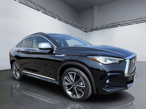 Used 2023 INFINITI QX55 Luxe w/ Accent Package AWD/4WD image 8