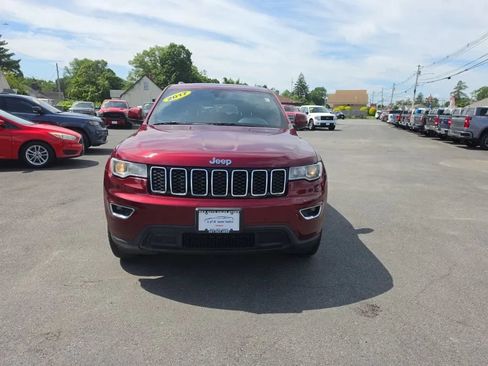 Used 2017 Jeep Grand Cherokee Laredo w/ Quick Order Package 23E AWD/4WD image 2