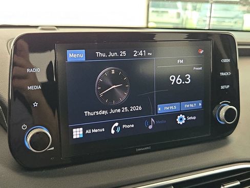 Used 2022 Hyundai Santa Fe SEL AWD/4WD image 5