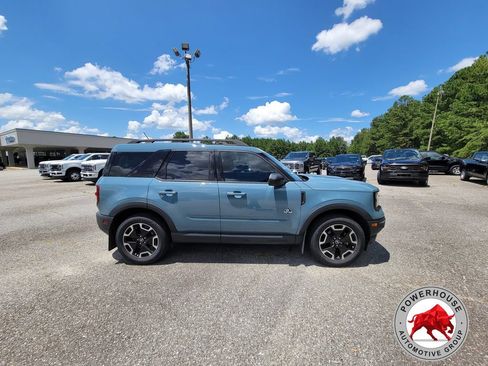Certified 2023 Ford Bronco Sport Outer Banks w/ Tech Package AWD/4WD image 8