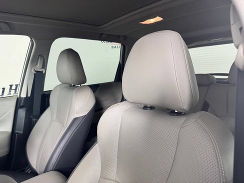 Used 2019 Subaru Forester Limited AWD/4WD image 10