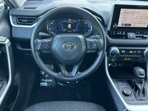 Used 2024 Toyota RAV4 XLE image 17