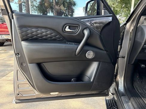 Used 2021 INFINITI QX80 Sensory w/ All-Season Package RWD image 21
