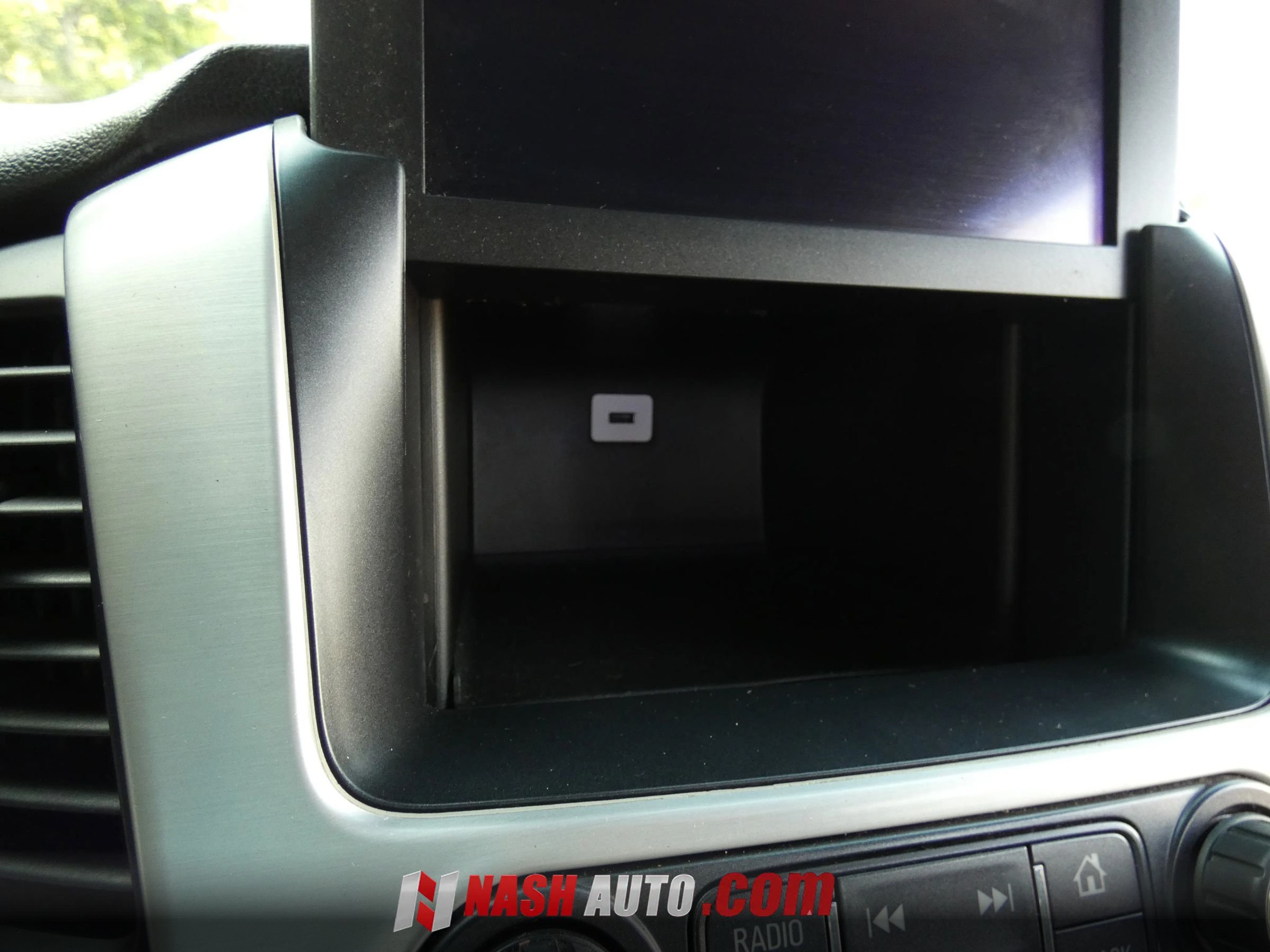 Used 2018 GMC Yukon SLE w/ Convenience Package AWD/4WD image 57