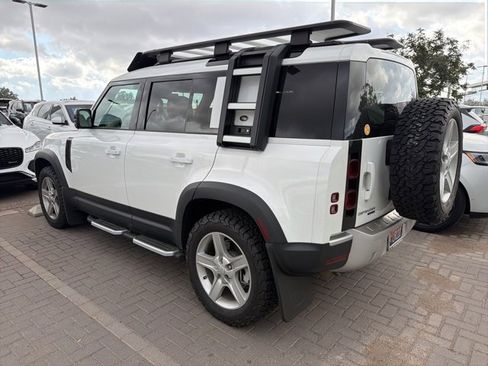Used 2020 Land Rover Defender 110 SE image 7