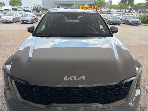 Used 2024 Kia Sorento SX FWD image 3