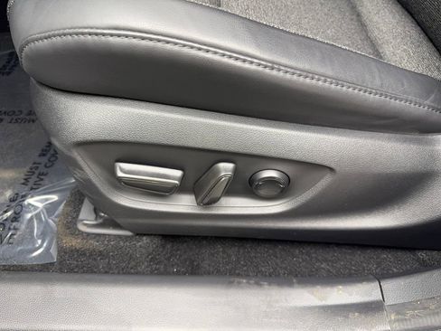 Used 2023 Toyota Crown XLE image 30