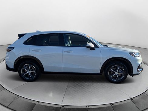 Used 2025 Honda HR-V EX-L image 2