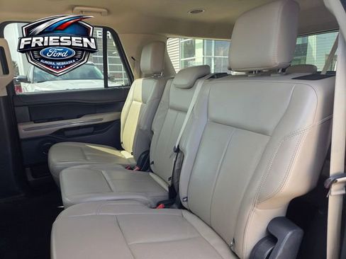 Used 2024 Ford Expedition Max XLT image 24