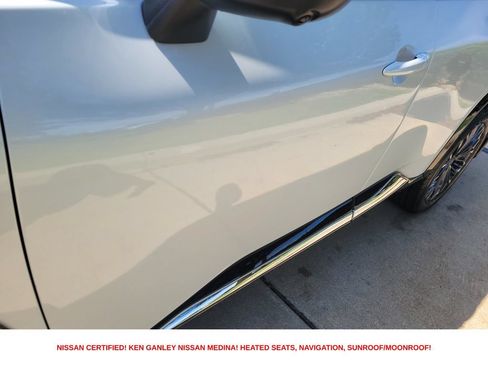 Certified 2025 Nissan Rogue Platinum w/ Tech Package AWD/4WD image 11