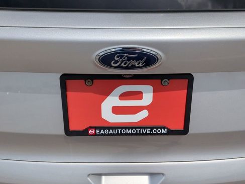 Used 2018 Ford Escape SE w/ SE Sport Appearance Package image 42