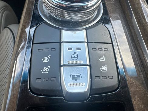 Used 2017 Genesis G90 5.0 Ultimate image 23