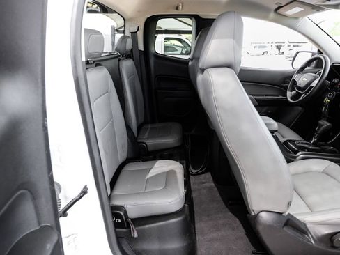 Used 2021 Chevrolet Colorado W/T w/ WT Convenience Package image 33