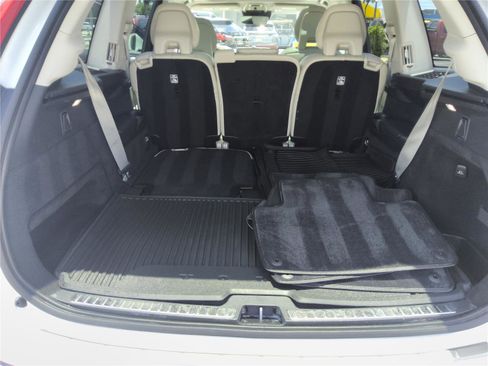 Used 2017 Volvo XC90 T8 Inscription w/ Vision Package AWD/4WD image 20