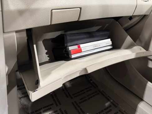 Used 2013 Toyota Corolla LE w/ Preferred Accessory Pkg #2 image 20