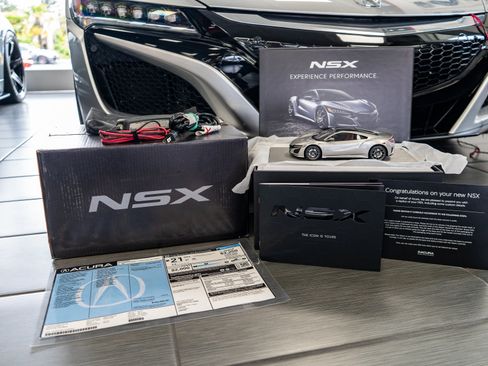 Used 2018 Acura NSX AWD/4WD image 36