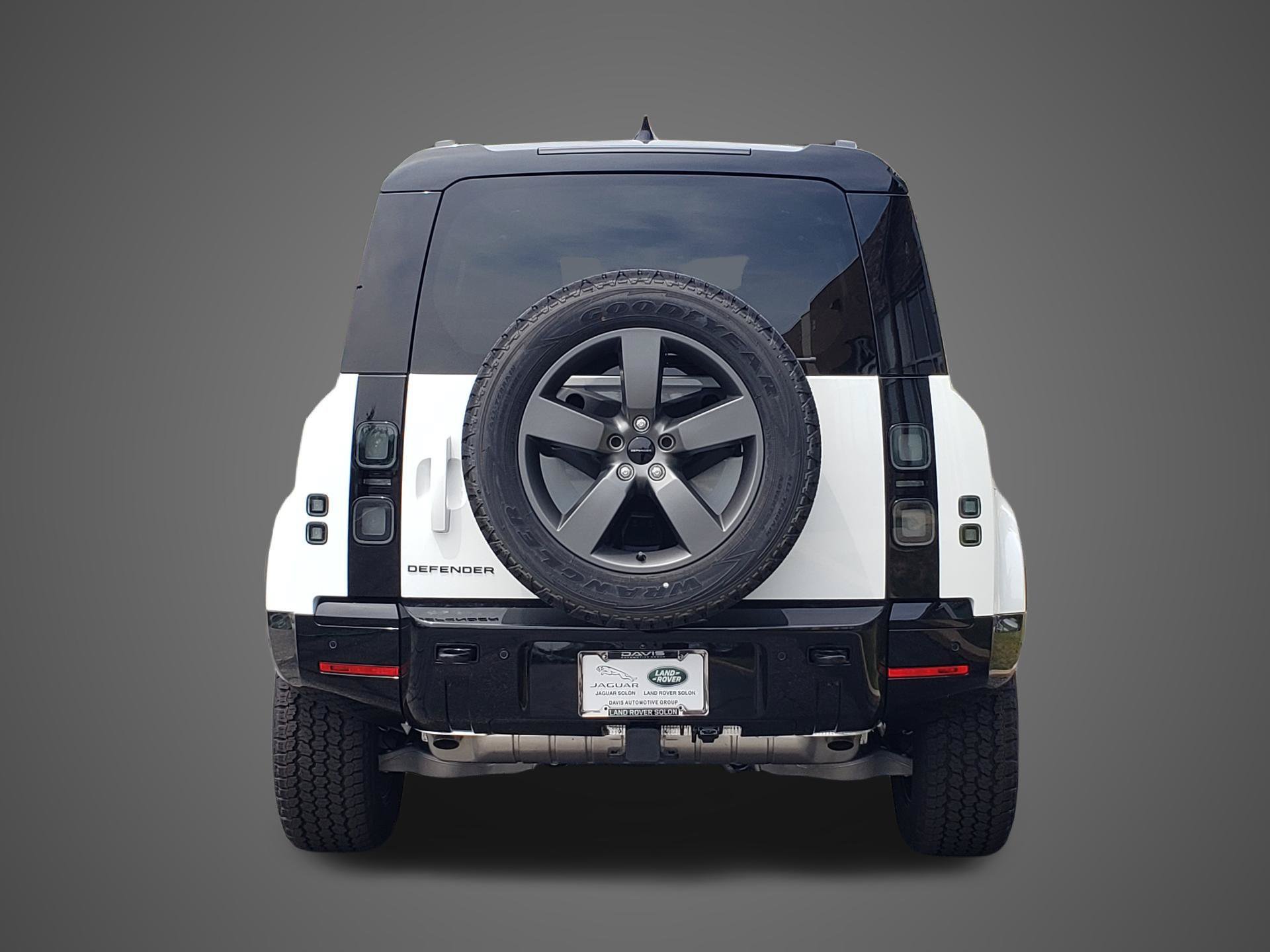 New 2026 Land Rover Defender 110 X-Dynamic SE AWD/4WD image 6