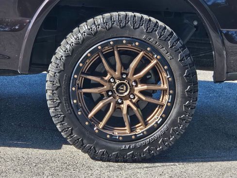 Used 2018 Ford F150 XLT w/ Equipment Group 302A Luxury RWD image 30