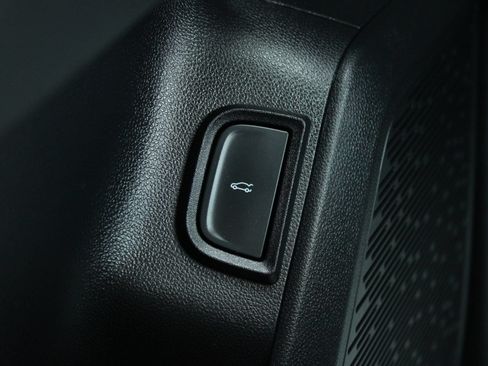 Used 2026 GMC Terrain Denali w/ LPO, Floor Liner Package AWD/4WD image 28
