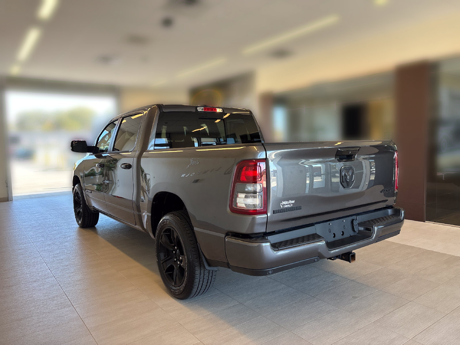 Used 2024 RAM 1500 Big Horn AWD/4WD image 3